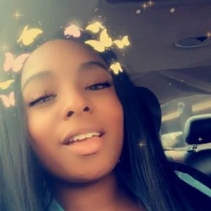 Meet your Posher, Roshena